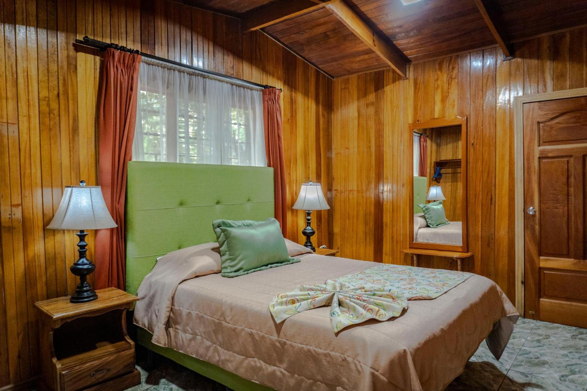 Los Pinos Cabins & Reserve Monteverde Exterior foto