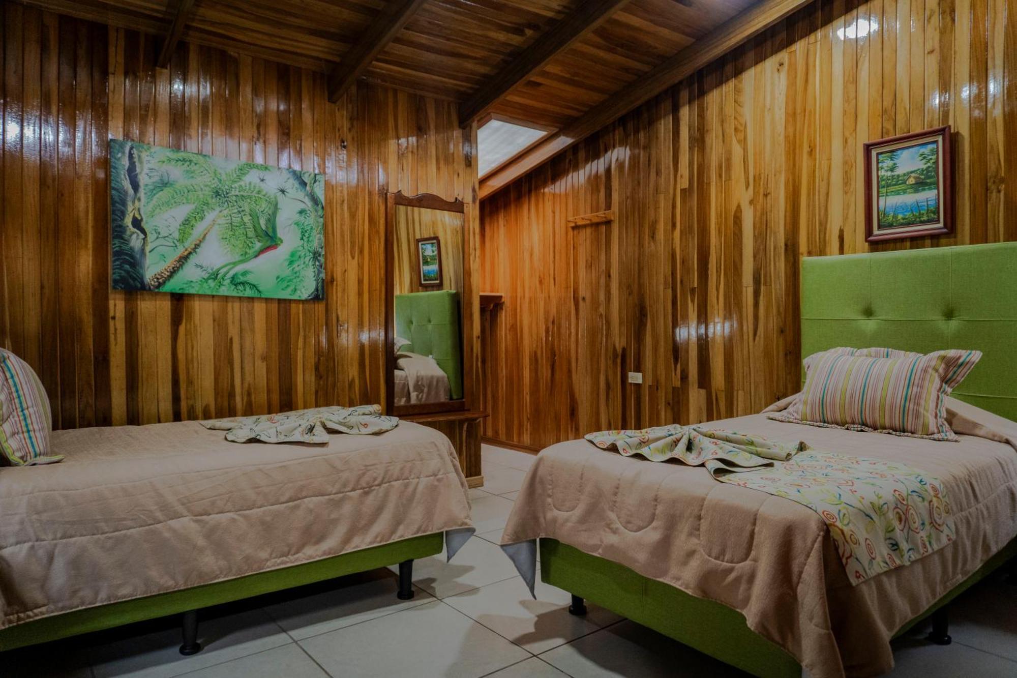 Los Pinos Cabins & Reserve Monteverde Zimmer foto