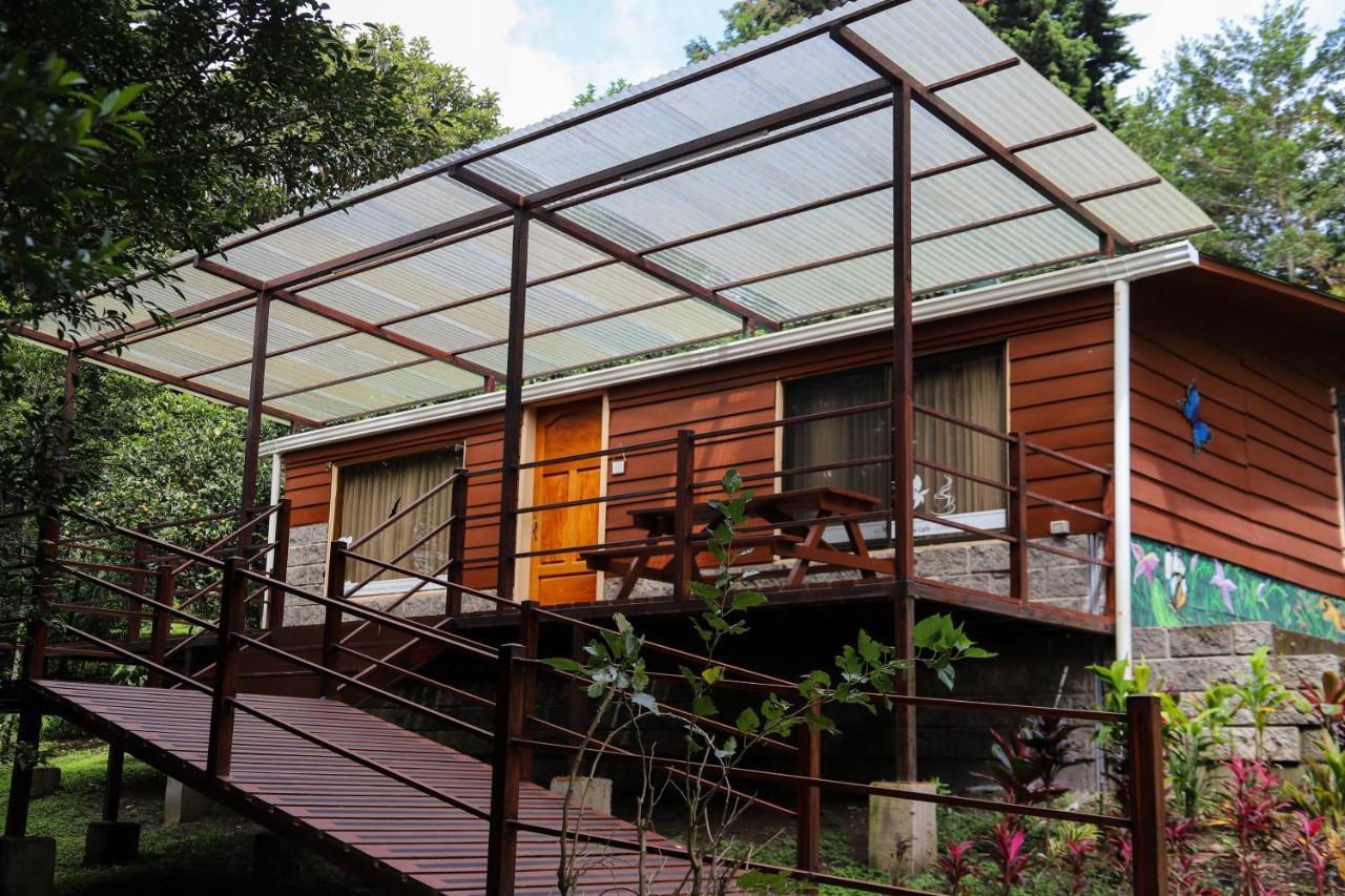 Los Pinos Cabins & Reserve Monteverde Exterior foto